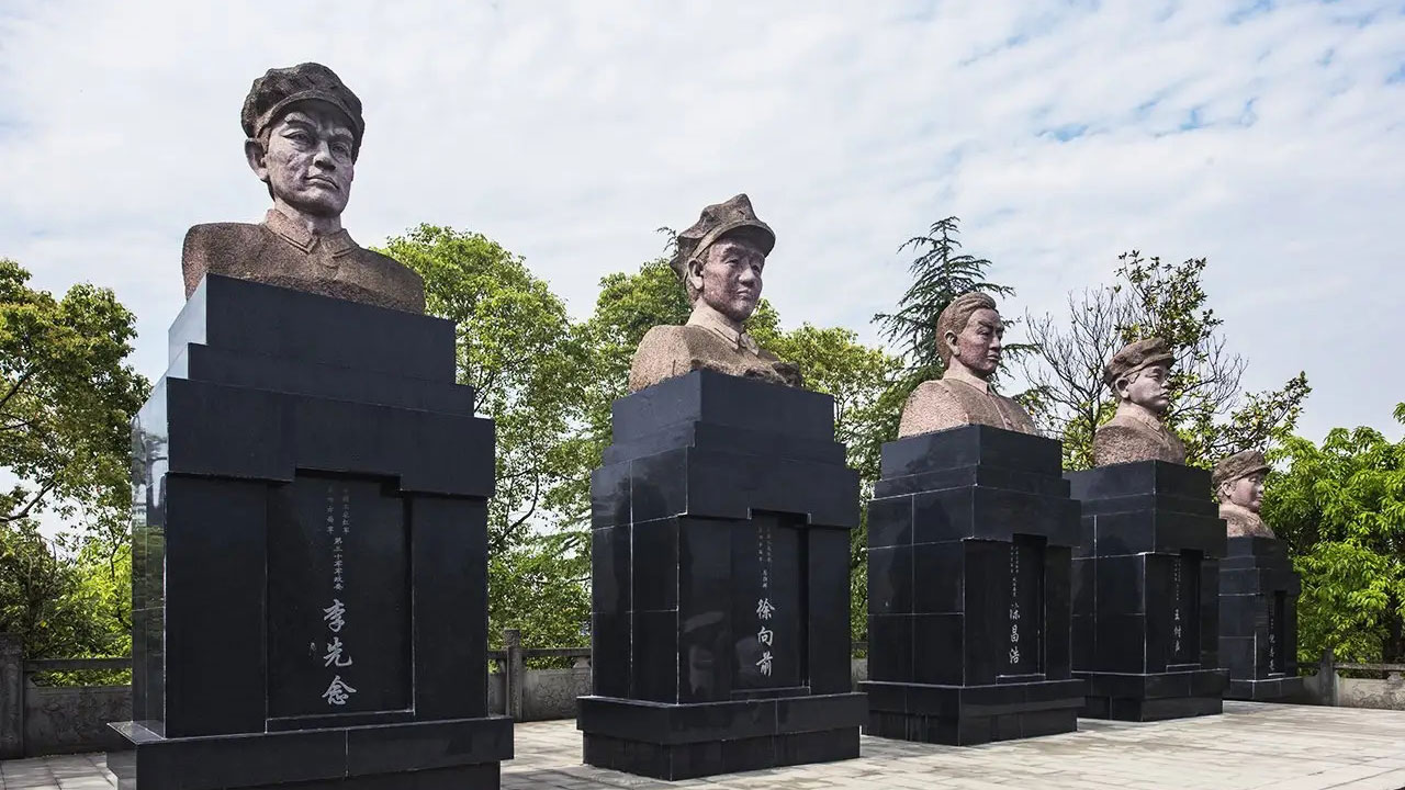 川陜蘇區(qū)將帥碑林紀念館 川陜蘇區(qū)將帥碑林紀念館.jpg